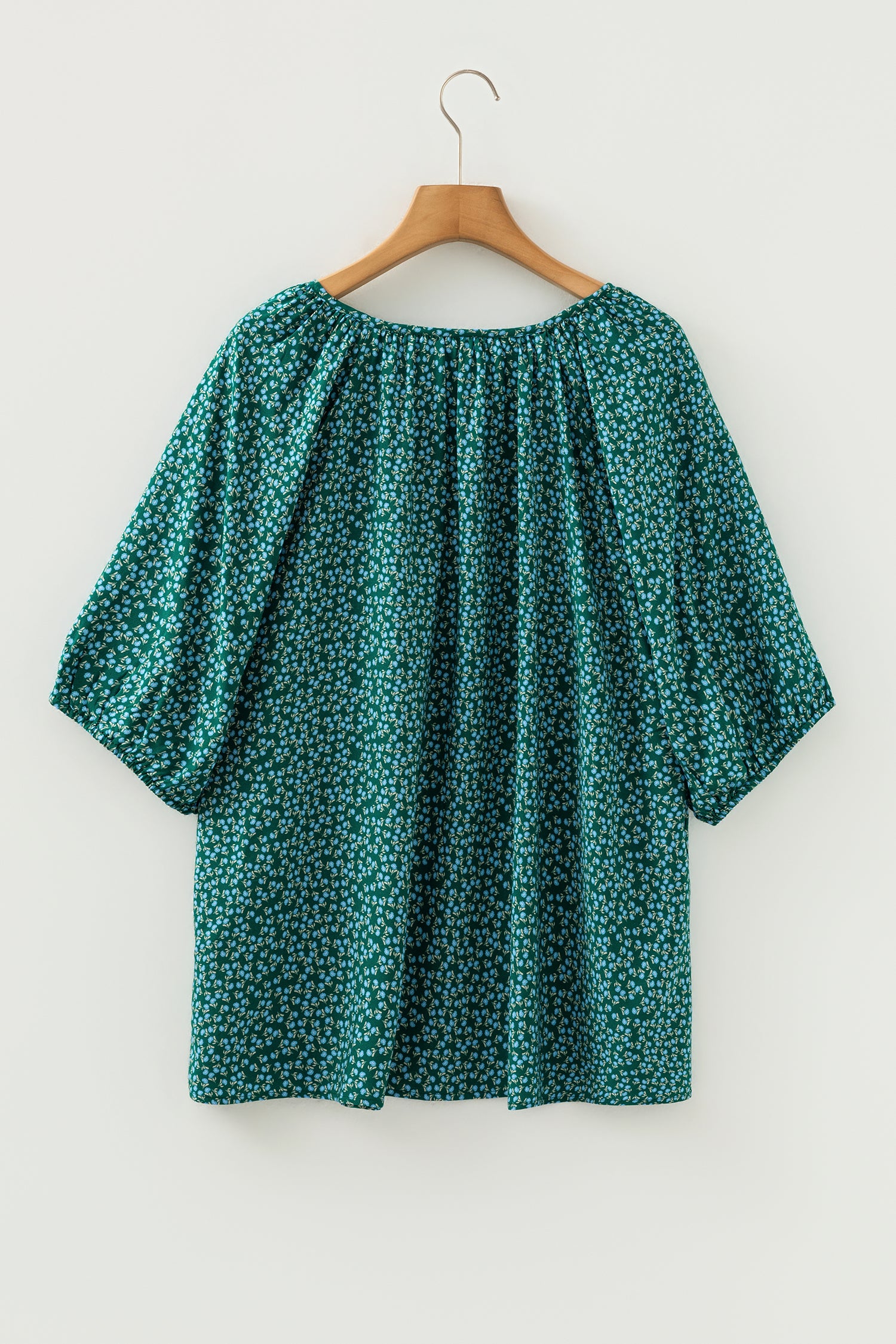 Plus Size Green Boho Chic V-Neck Floral Short Sleeve Top