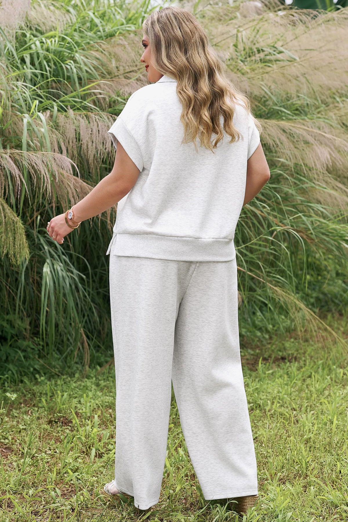 Plus Size Light Grey 2pc Outfit With Half Zip Polo Tee & Loose Pants