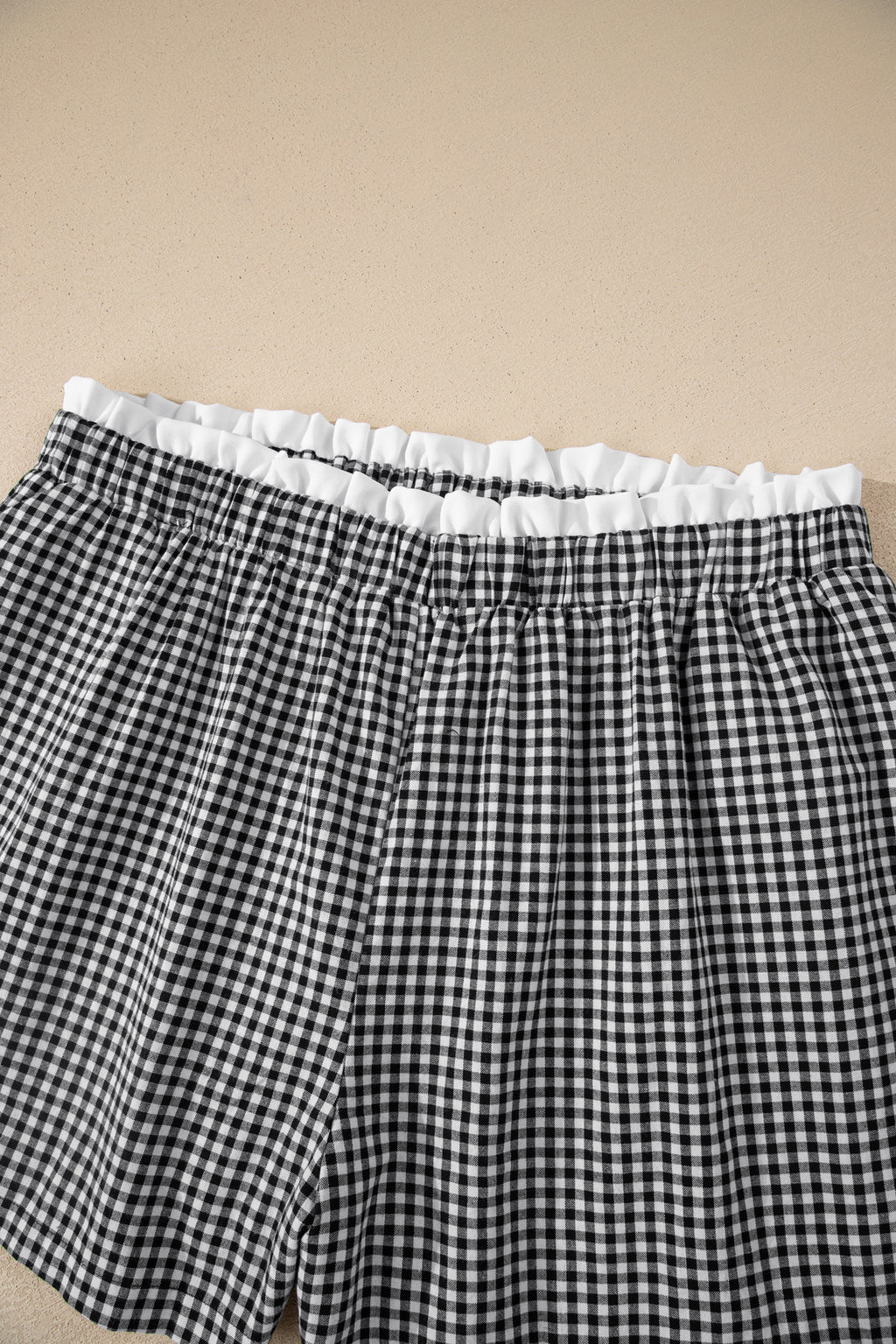 Plus Size Black Plaid Print Shorts With Contrast Trim