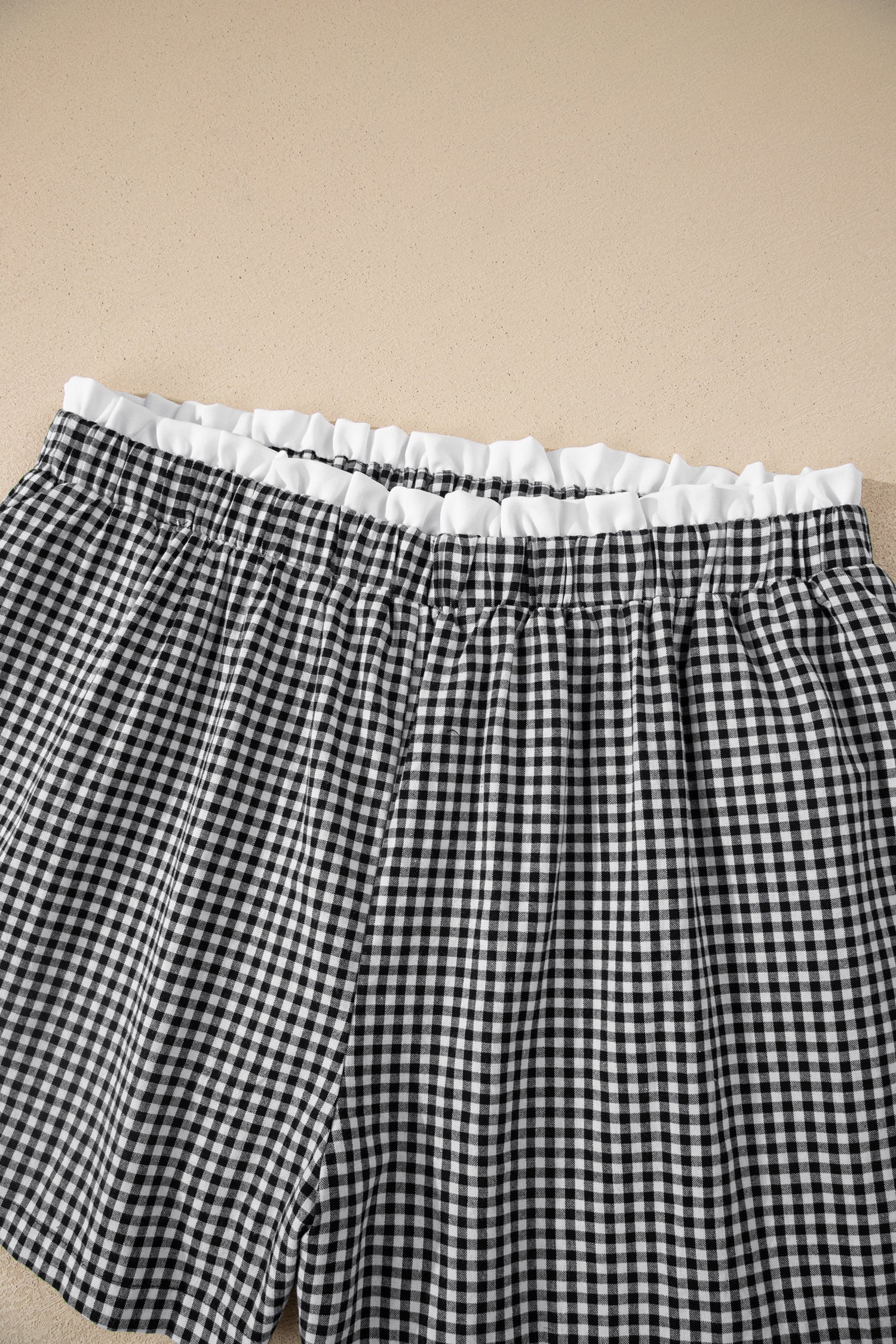 Plus Size Black Plaid Print Shorts With Contrast Trim