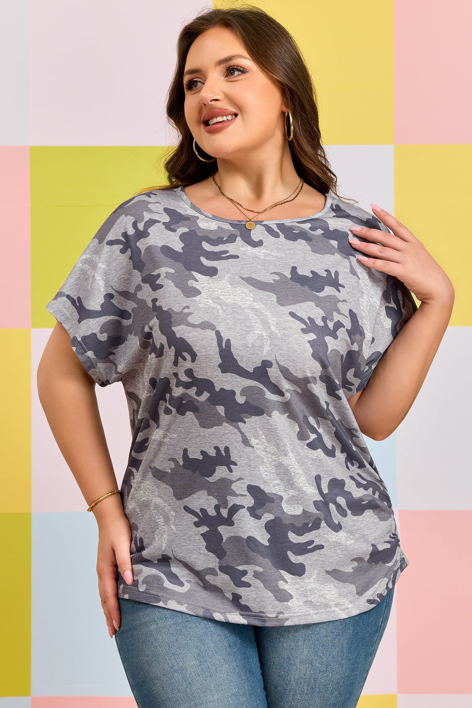 Plus Size Gray Camo Print Casual Tee