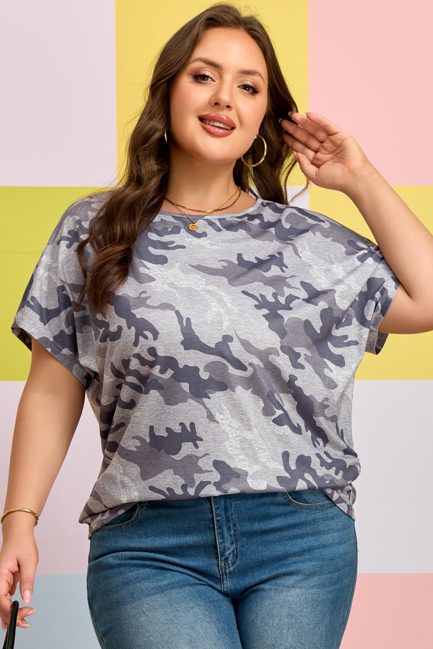 Plus Size Gray Camo Print Casual Tee