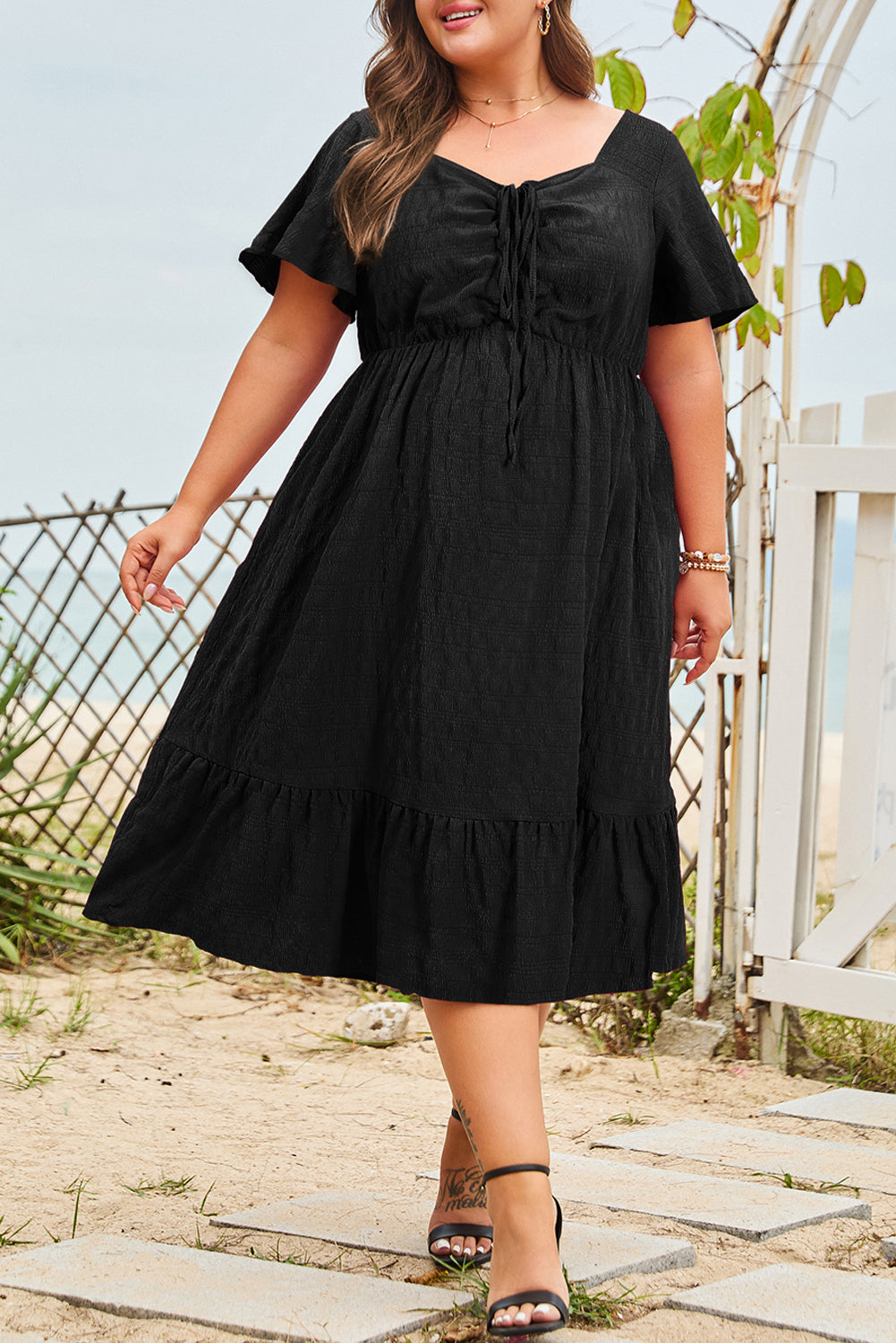 Plus Size Black Short Sleeve Lace-up High Waist Midi Dress