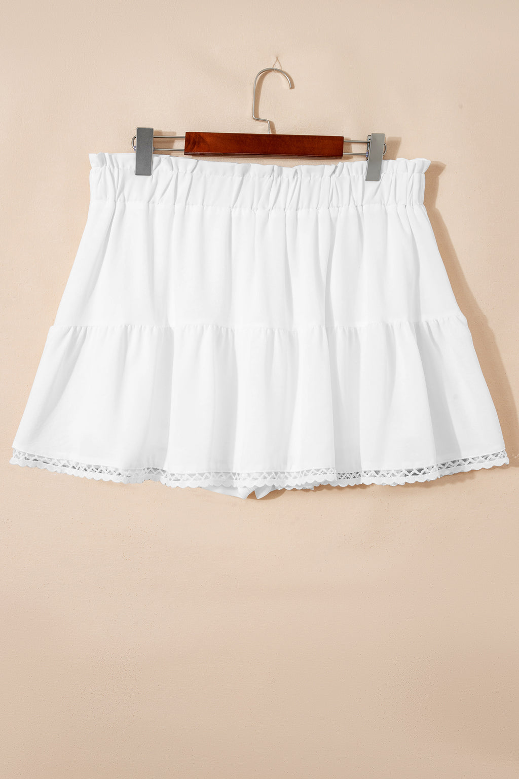 Plus Size White Frilled Elastic Waist Lace Trim Ruffled Shorts