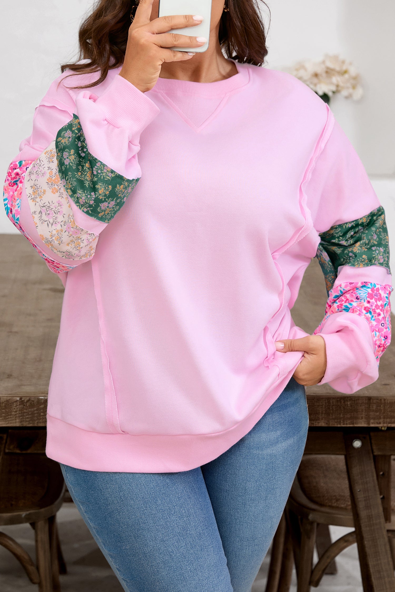 Plus Size Pink Floral Patched Sleeve Baggy Sweatshirt With Ribbed Trim