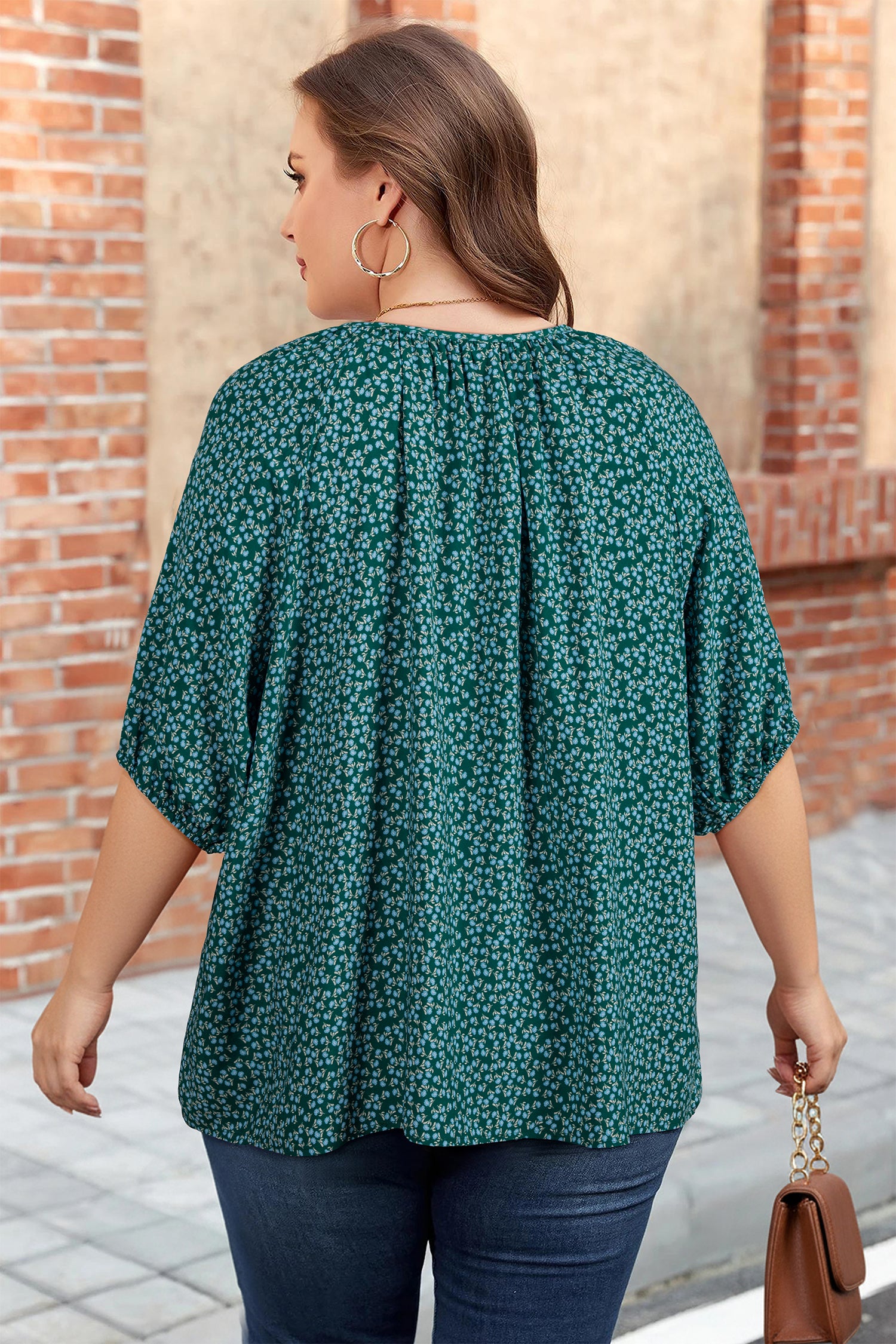 Plus Size Green Boho Chic V-Neck Floral Short Sleeve Top