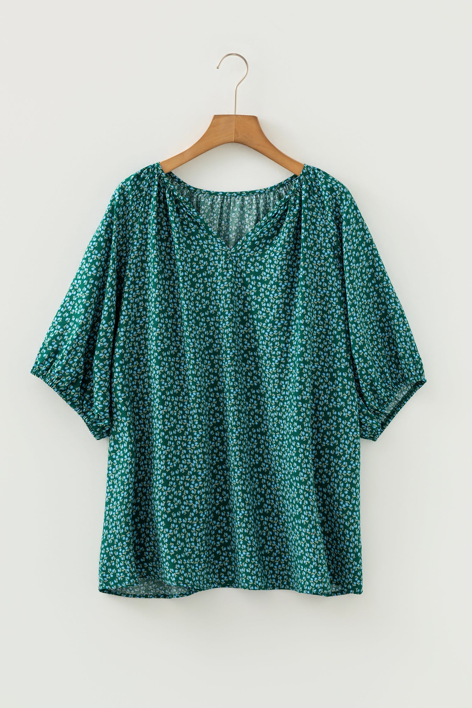 Plus Size Green Boho Chic V-Neck Floral Short Sleeve Top