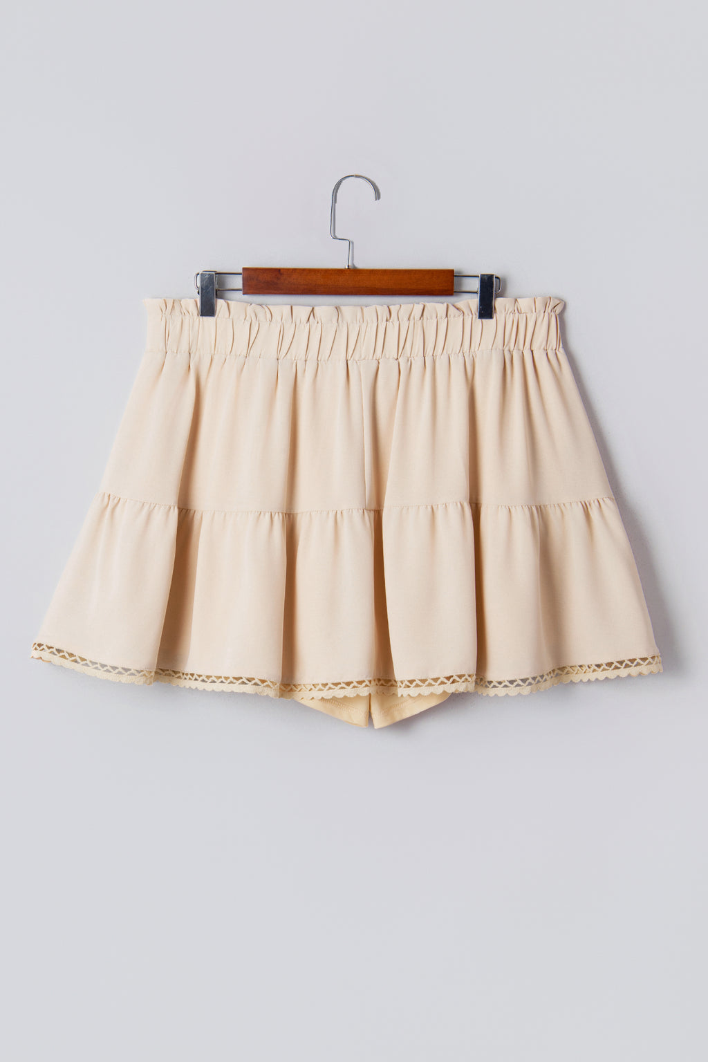 Plus Size Parchment Plus Frilled Elastic Waist Lace Trim Ruffled Shorts