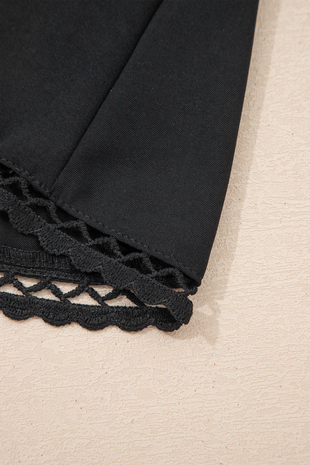 Plus Size Black Frilled Elastic Waist Lace Trim Ruffled Shorts
