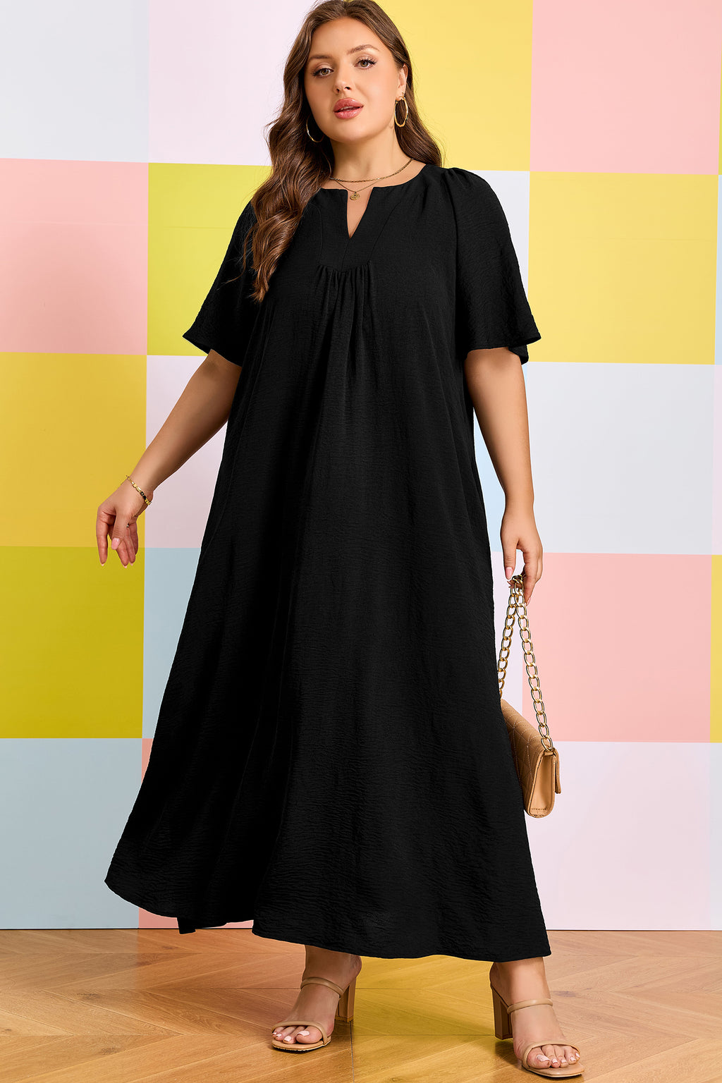 Plus Size Black Notched Neck Short Sleeve Dress