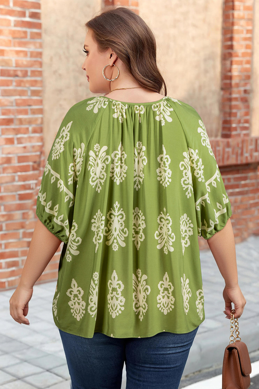 Plus Size Green Boho Chic Notched V-Neck Floral Short Sleeve Top