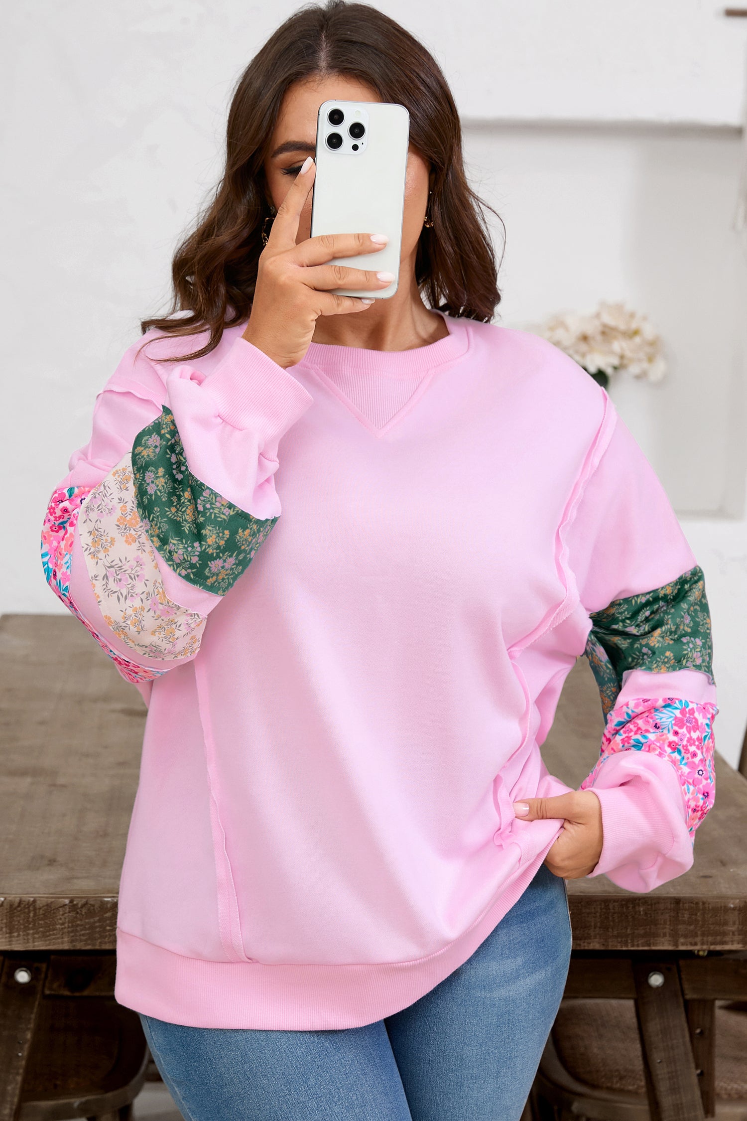 Plus Size Pink Floral Patched Sleeve Baggy Sweatshirt With Ribbed Trim