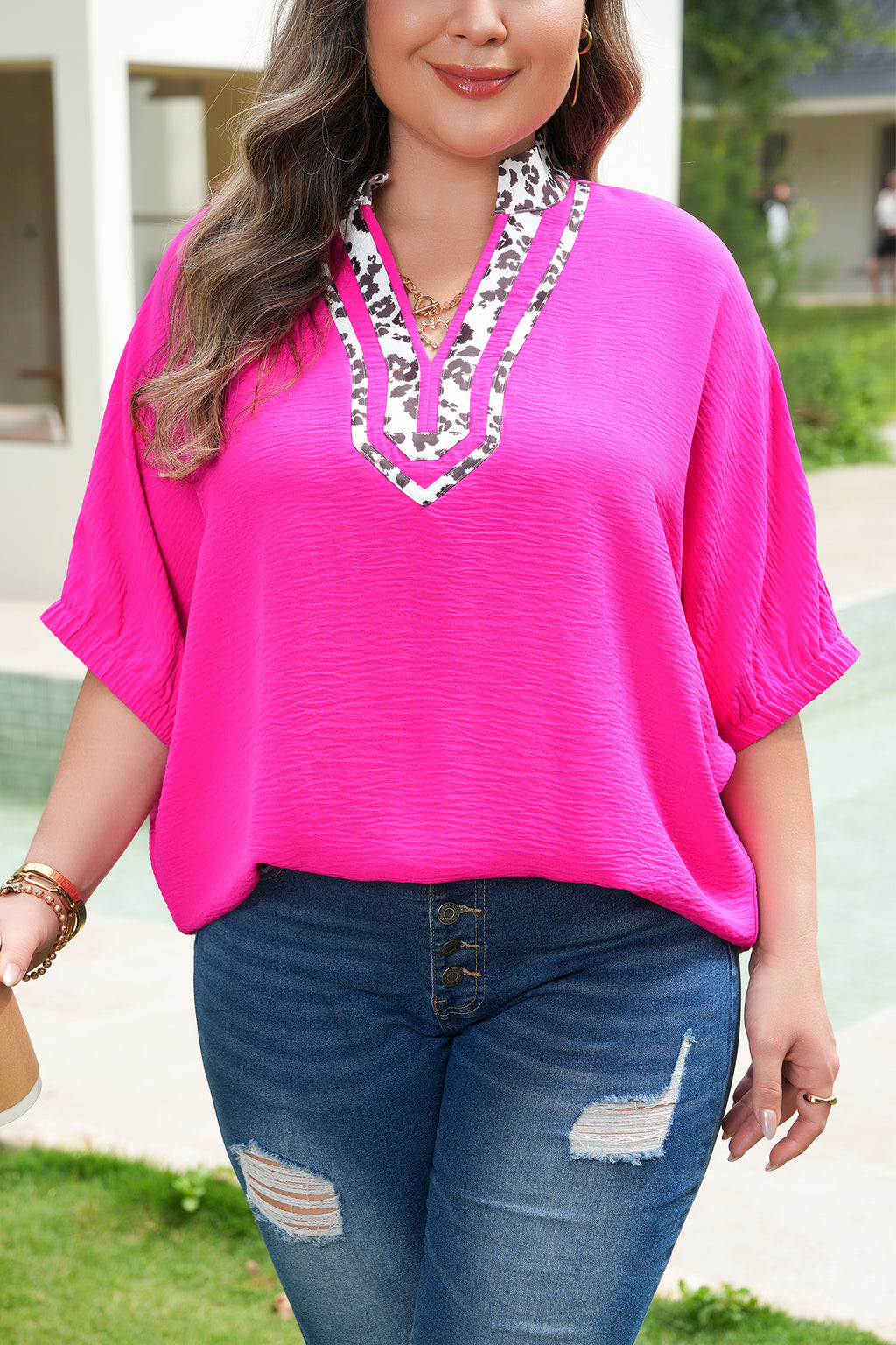 Plus Size Rose Red Notched Neck Short Sleeve Top With Leopard Print Accent