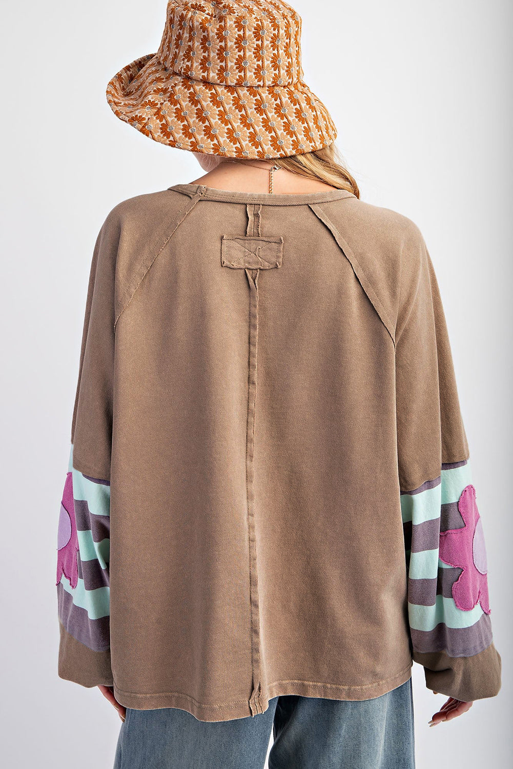 Plus Size Beige Flower Striped Patchwork & Puff Sleeve Loose Fit Sweatshirt