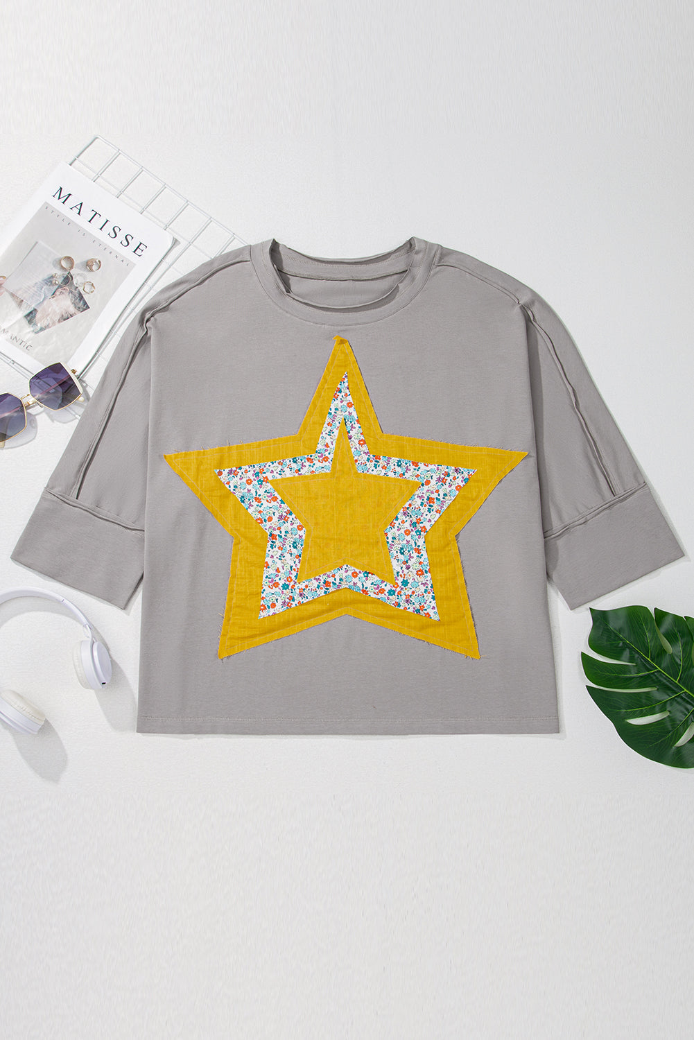 Plus Size Grey Star-Patched 3/4 Sleeve Top