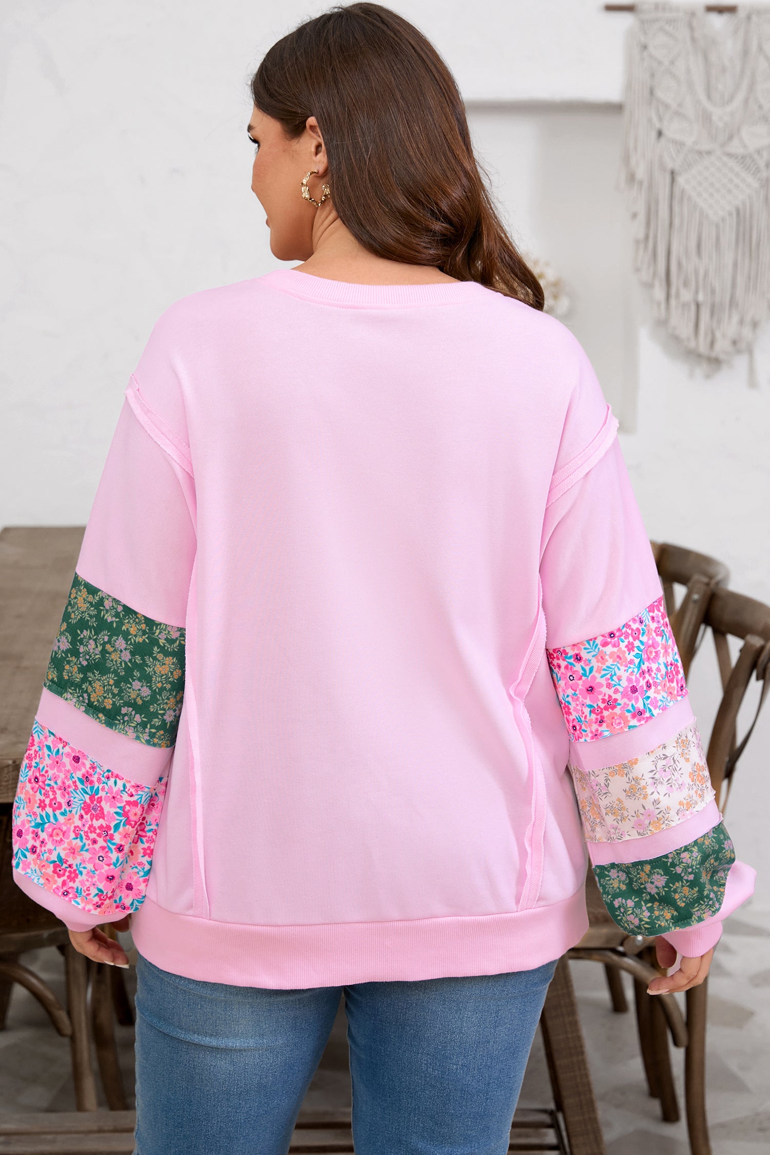 Plus Size Pink Floral Patched Sleeve Baggy Sweatshirt With Ribbed Trim
