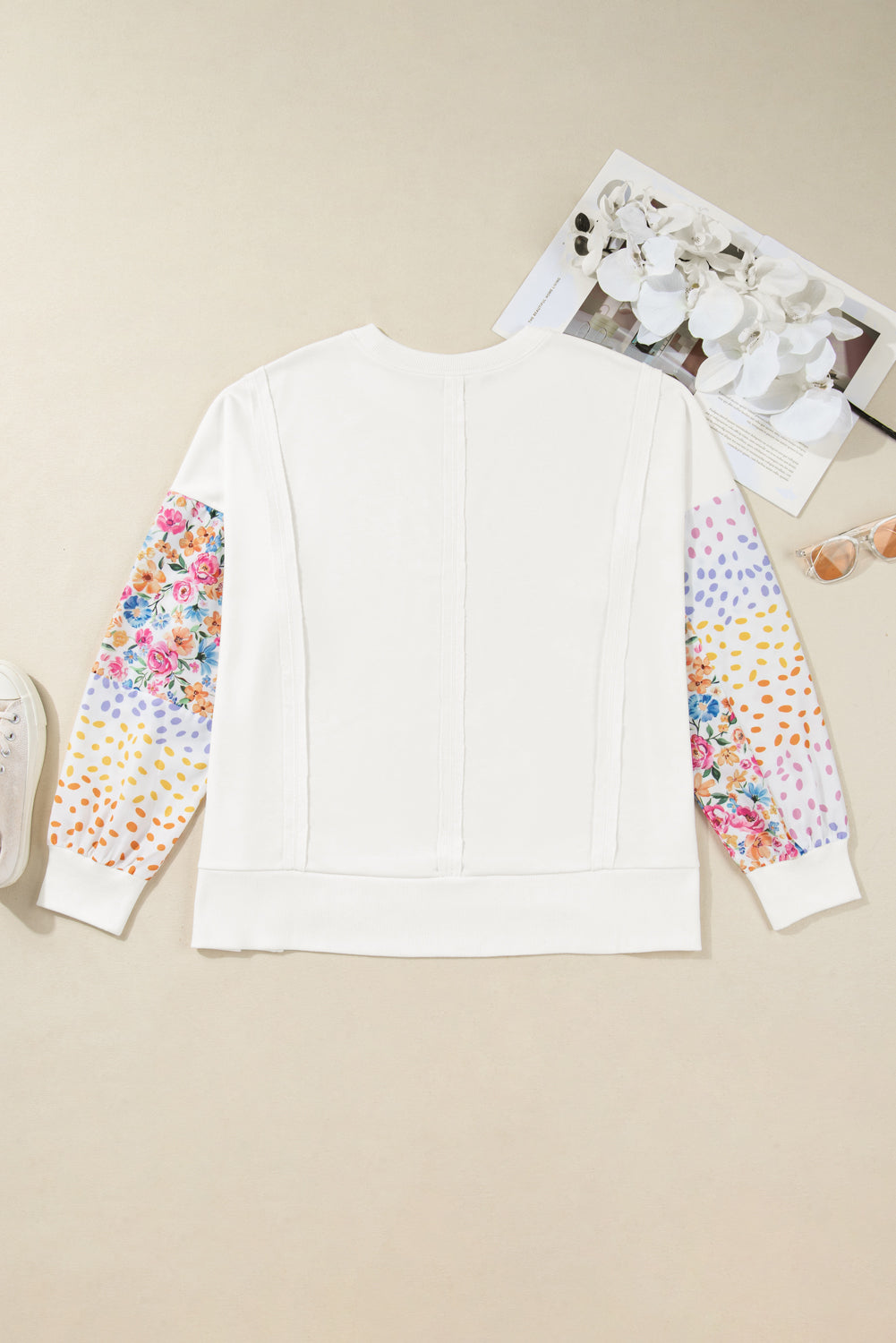 Plus Size White Exposed Seam Sweatshirt With Contrast Dot Floral Patchwork Sleeves