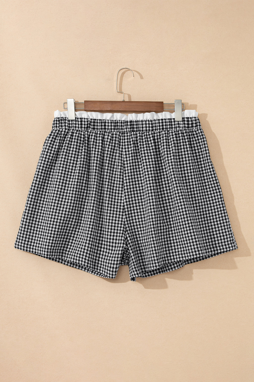 Plus Size Black Plaid Print Shorts With Contrast Trim