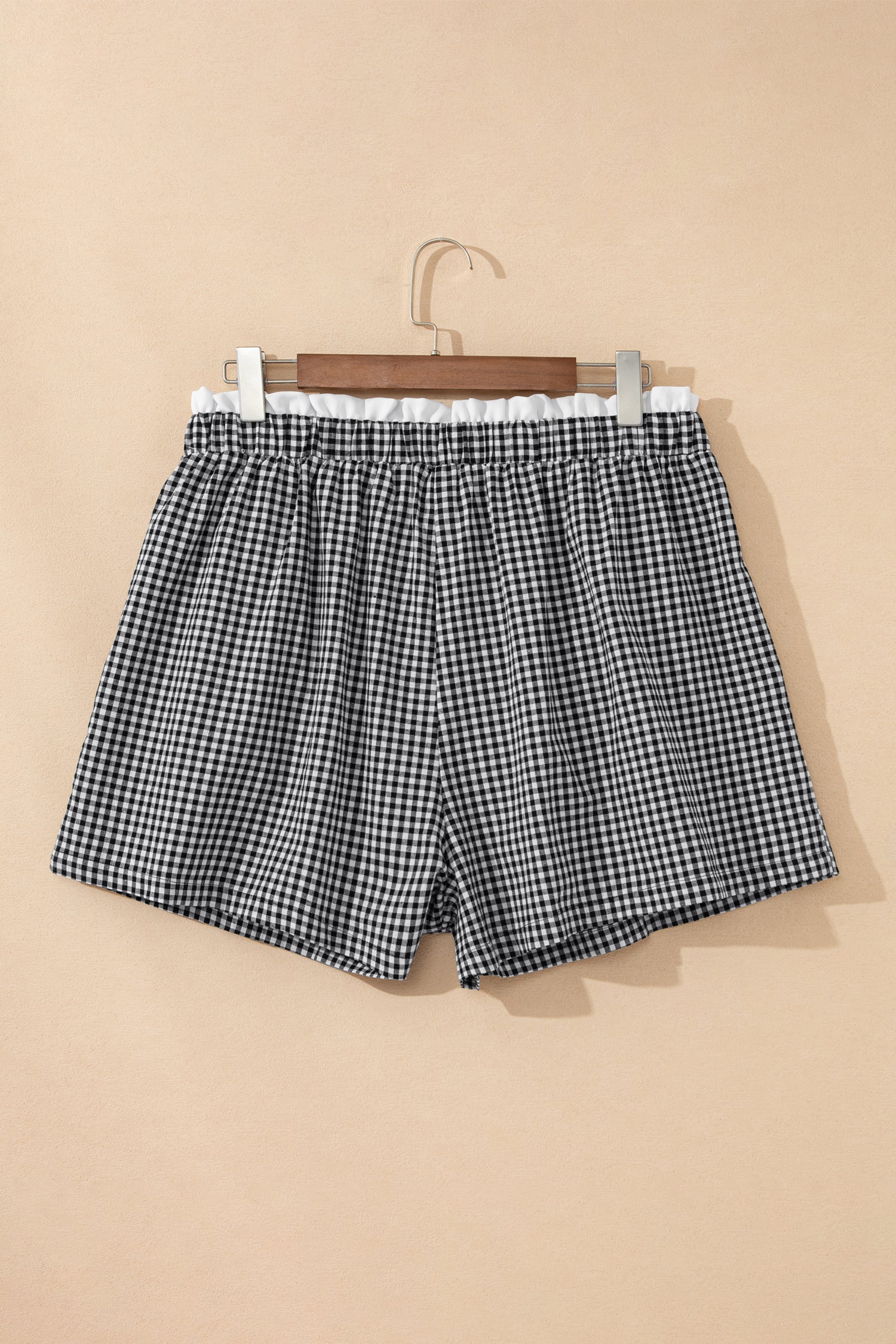 Plus Size Black Plaid Print Shorts With Contrast Trim