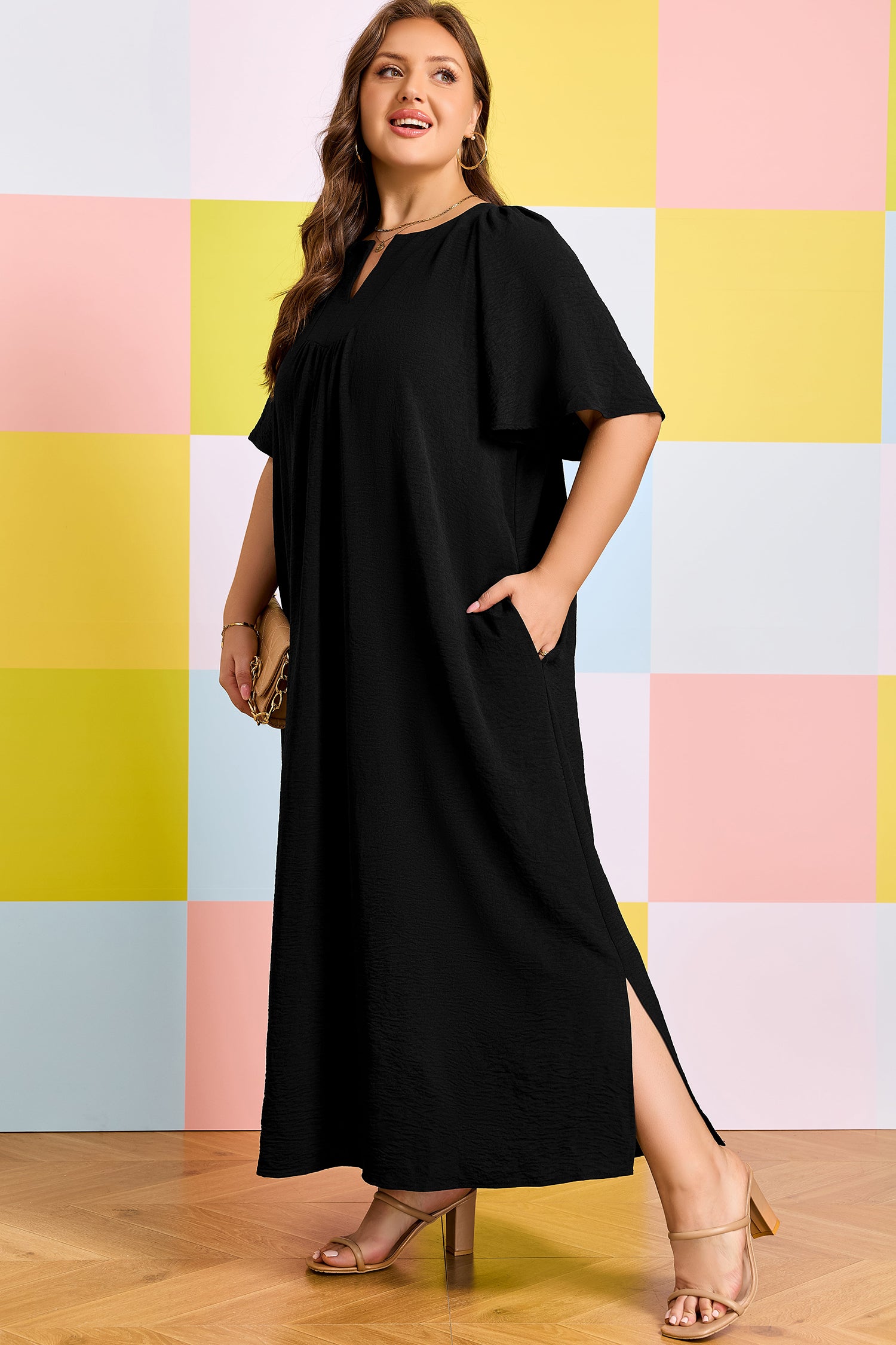 Plus Size Black Notched Neck Short Sleeve Dress