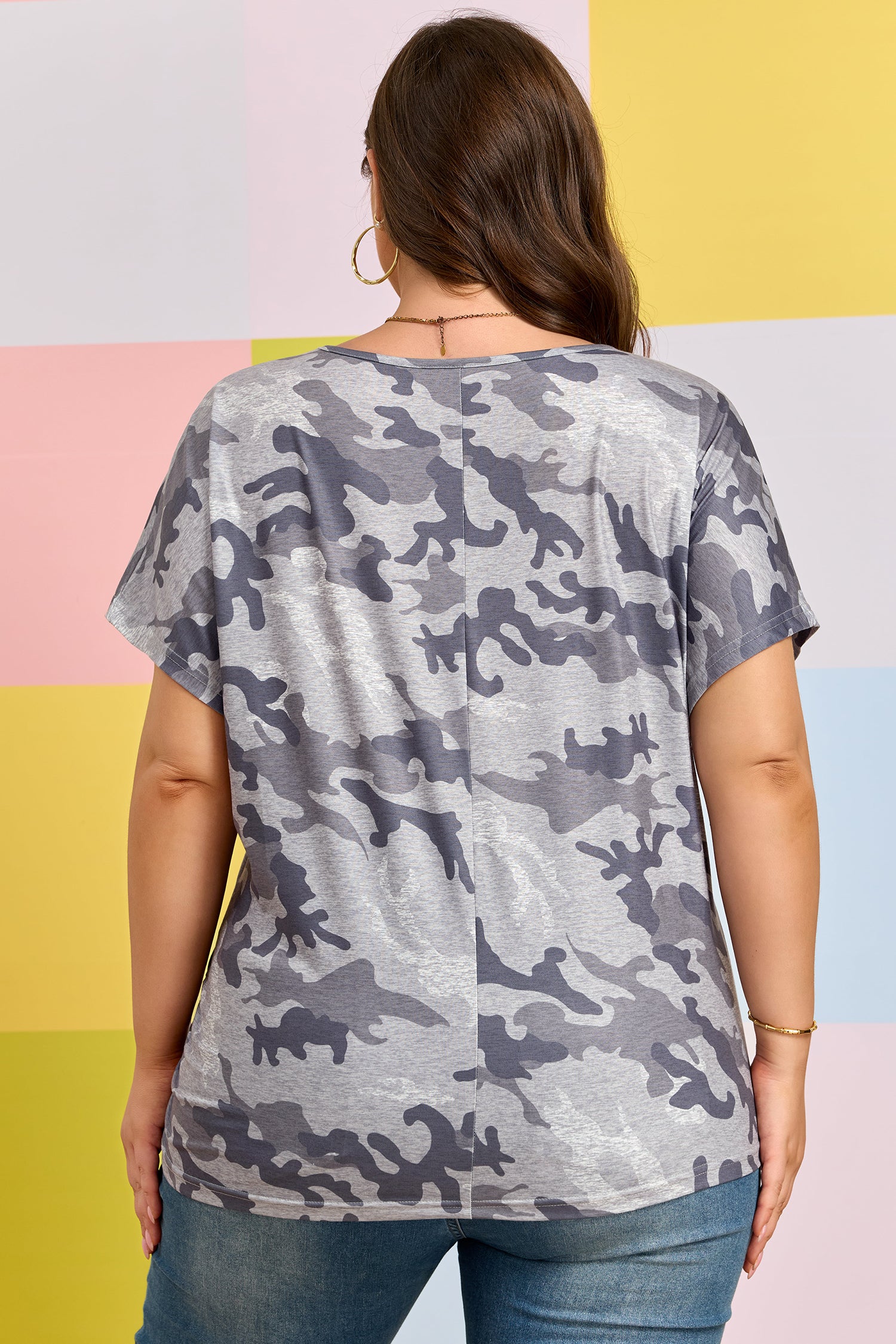 Plus Size Gray Camo Print Casual Tee