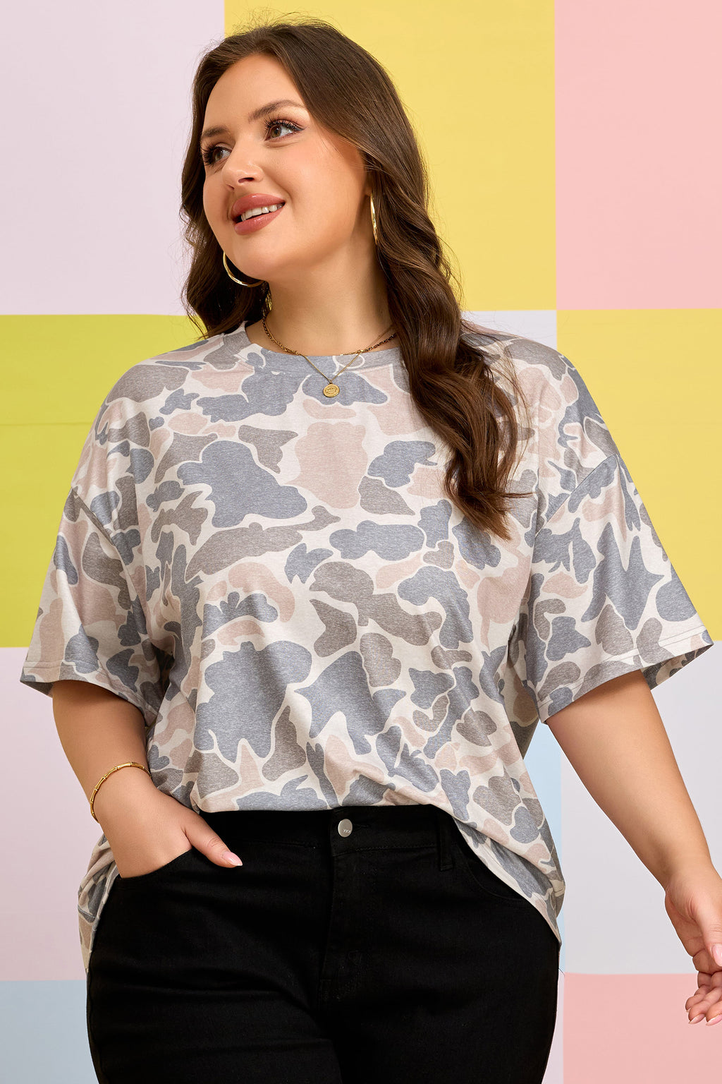Plus Size Multicolor Camouflage Print Retro Tee