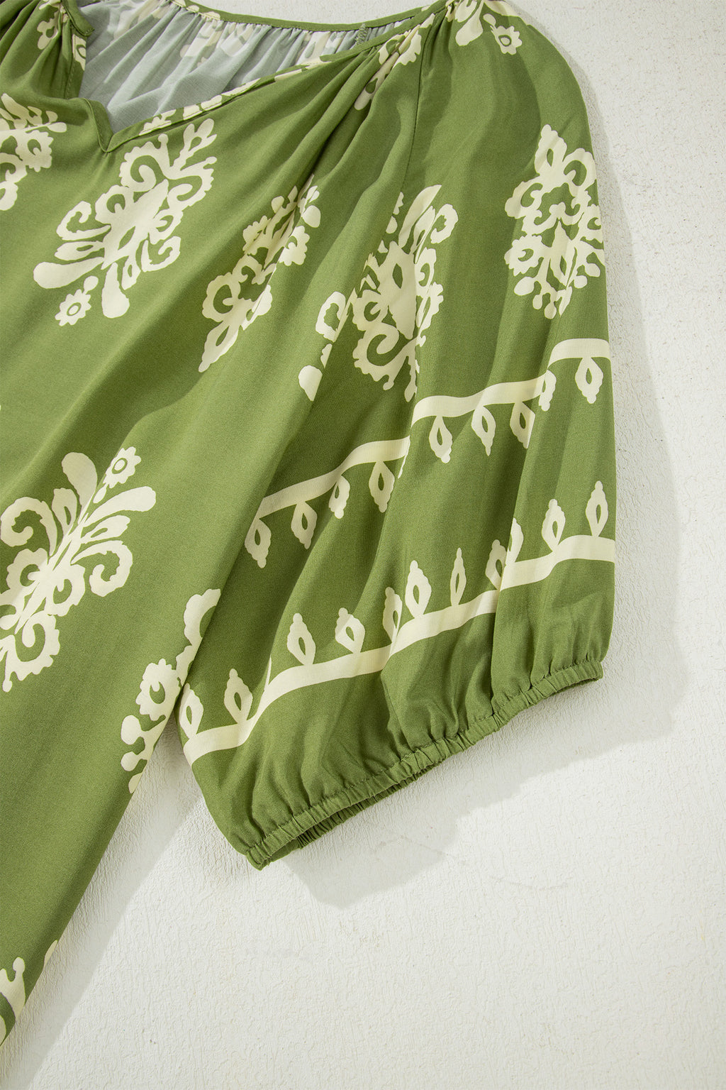 Plus Size Green Boho Chic Notched V-Neck Floral Short Sleeve Top