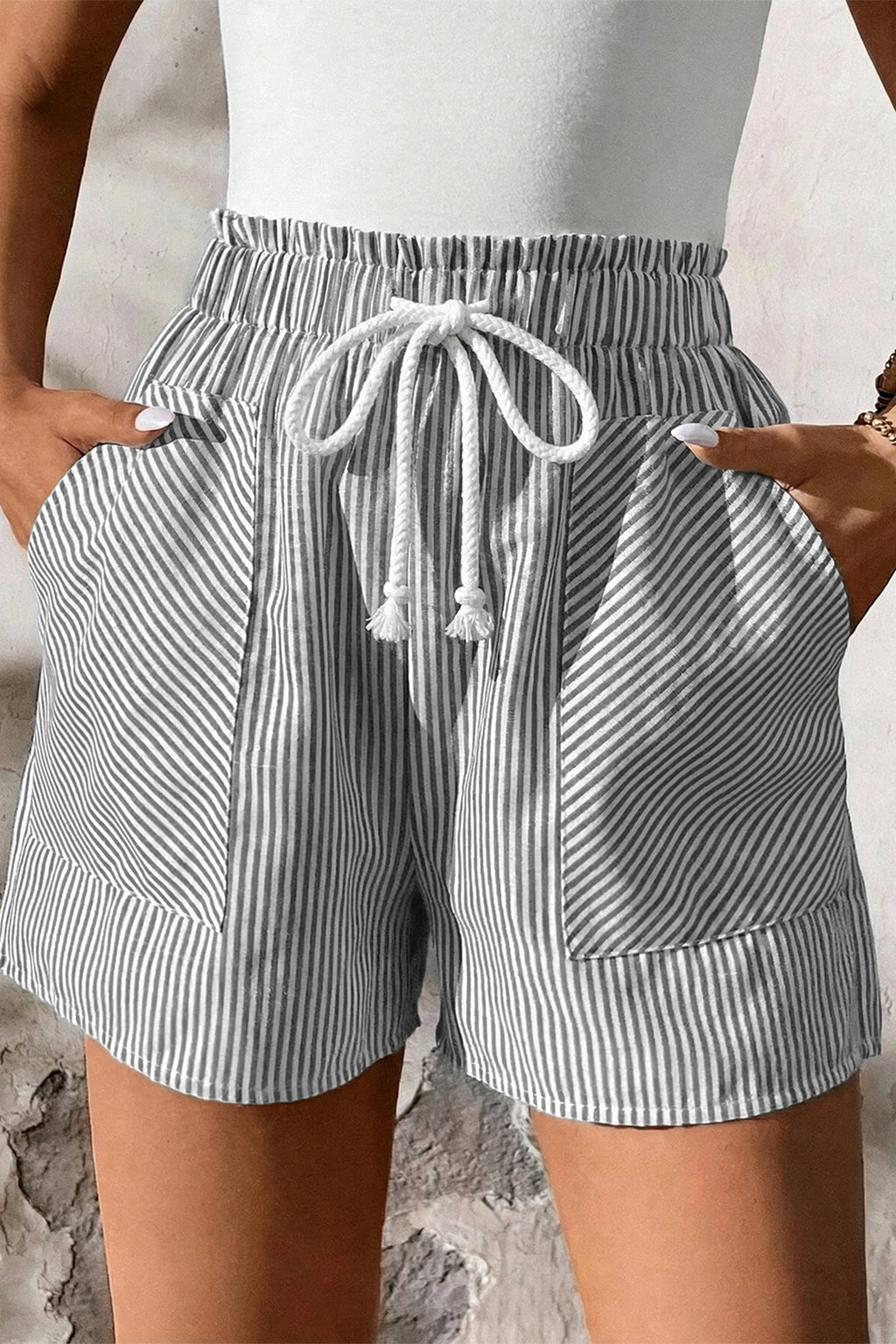 Gray Stripe Casual Pocketed Shorts With Lace-up Elastic Waist